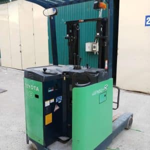 Xe nâng điện cũ đứng lái toyota 1.5 tấn