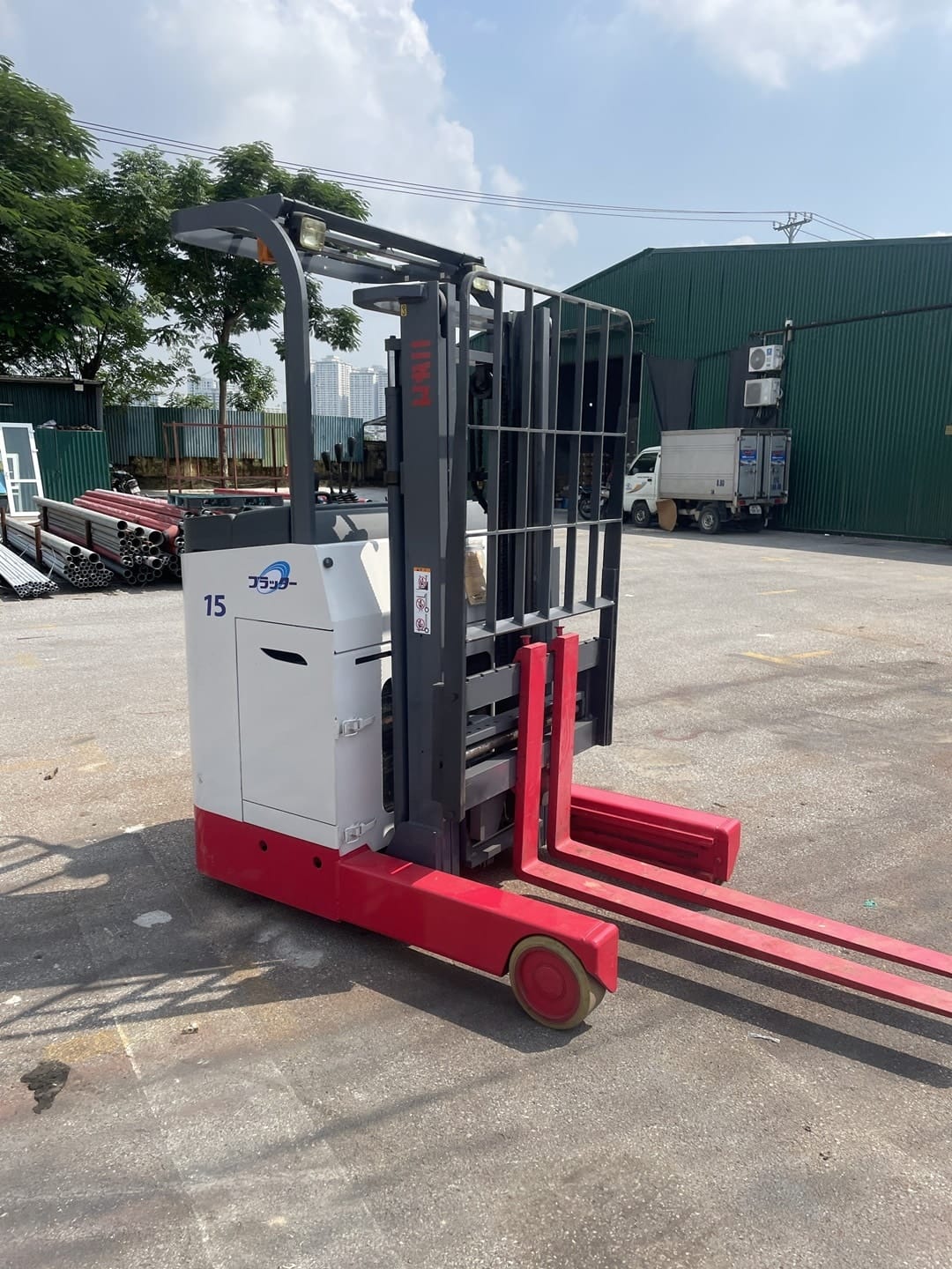 Xe nâng điện đứng lái cũ 1.5T 3M Nichiyu 3 Xe nâng điện đứng lái cũ 1.5T 3M Nichiyu