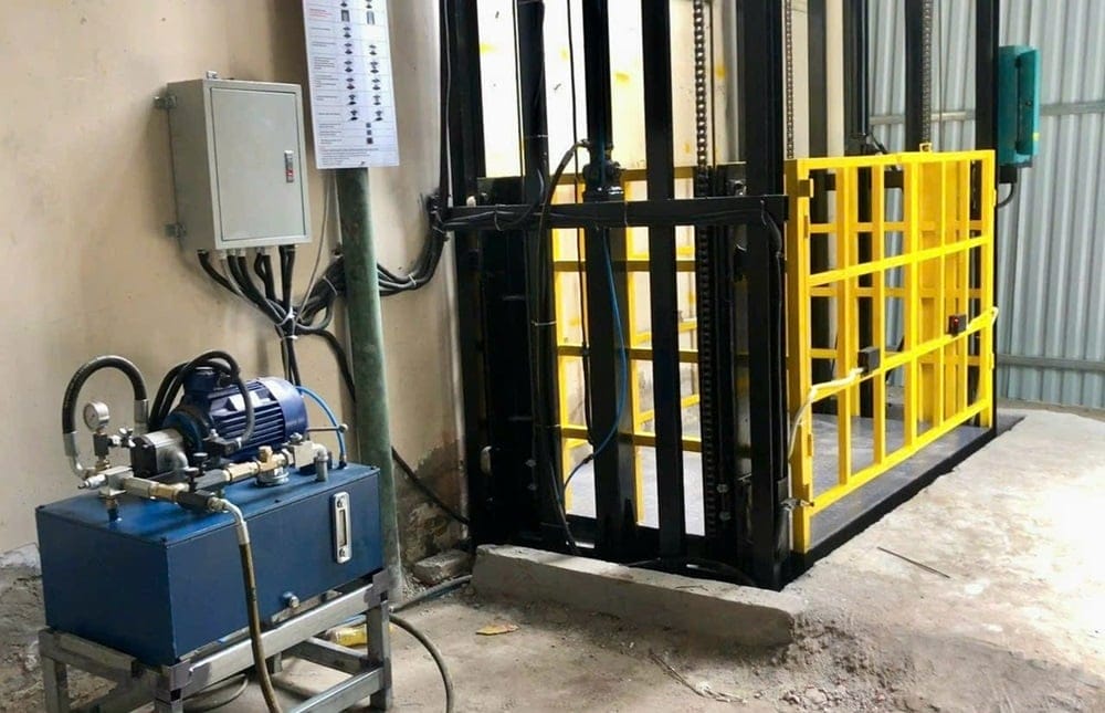 Những ưu điểm nổi bật của thang nâng hàng thủy lực