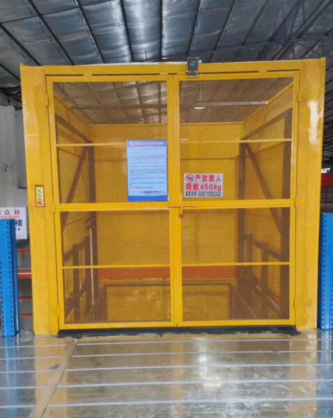 Ứng dụng thang máy thuỷ lực và cáp kéo