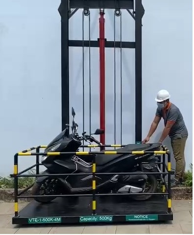 Thang nâng xe máy thủy lực 300kg hiệu quả 2 Thang nâng xe máy thủy lực 300kg