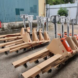 xe nâng tay 3 tấn