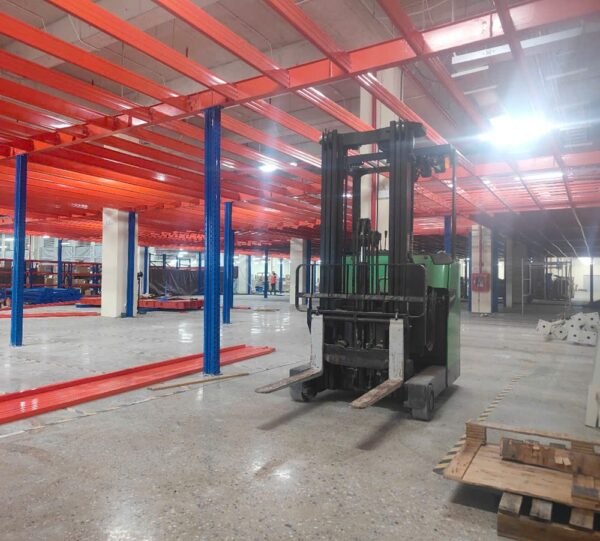 nhà tiền chế khung thép