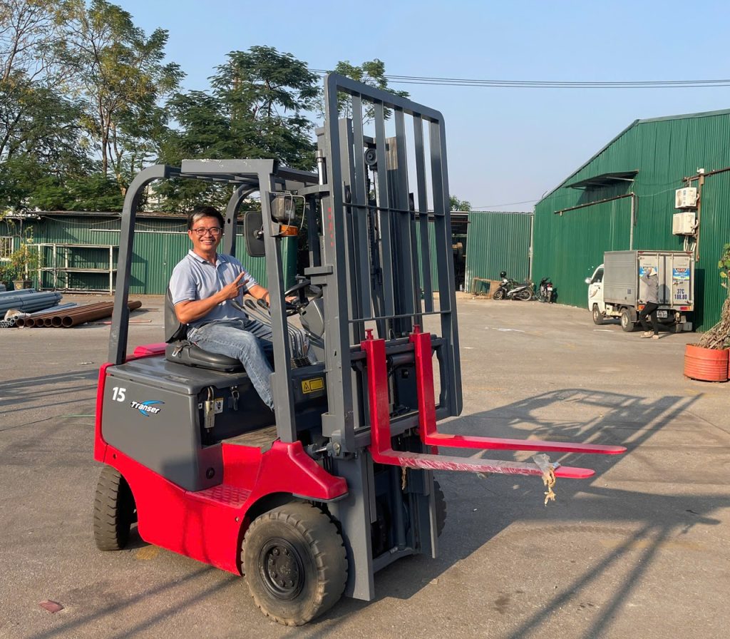 Thị trường xe nâng cũ