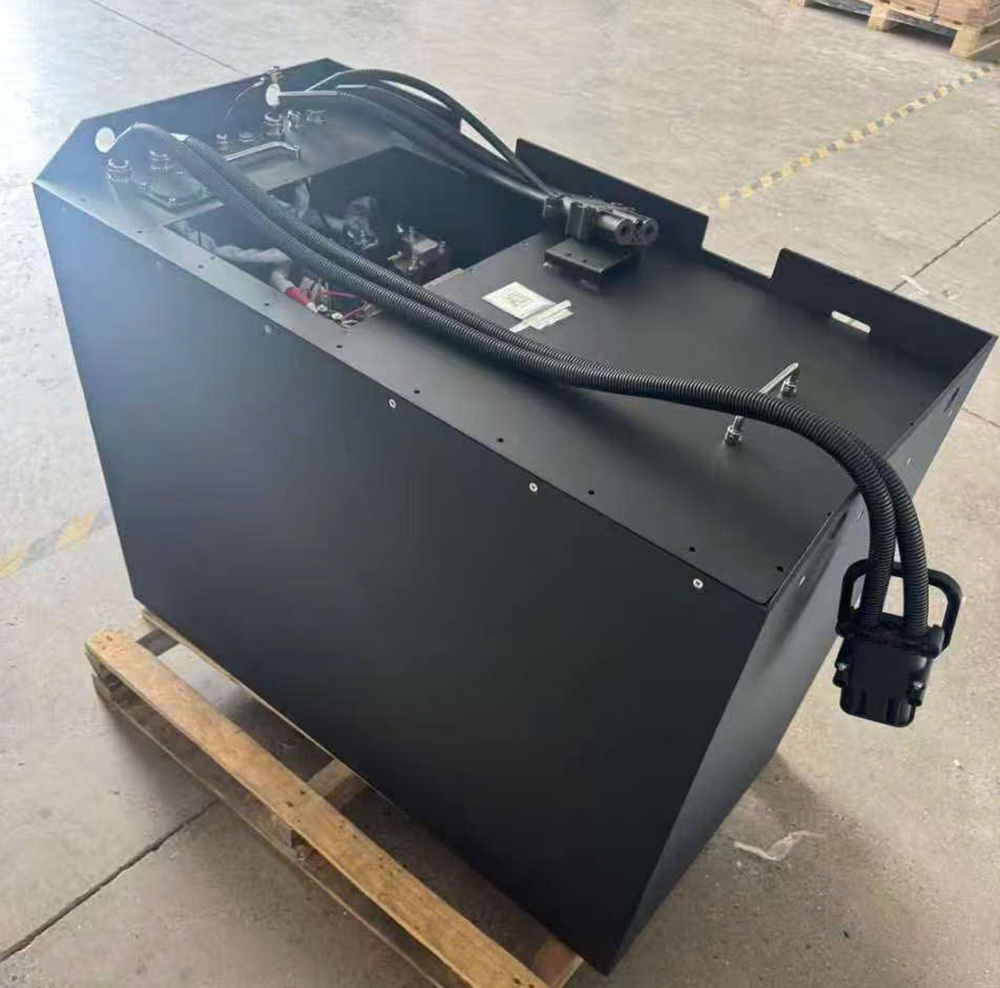 Pin lithium xe nâng Nam Việt