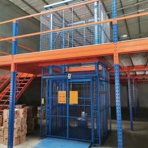 Thang nâng hàng 2000kg [2 tấn] nhập khẩu